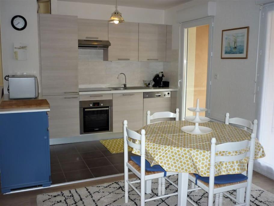 T3 De 70 M2 Idealement Situe Avec Garage 생말로 외부 사진
