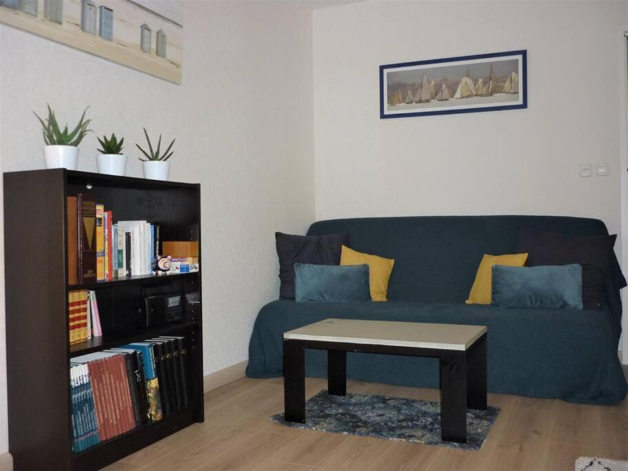 T3 De 70 M2 Idealement Situe Avec Garage 생말로 외부 사진